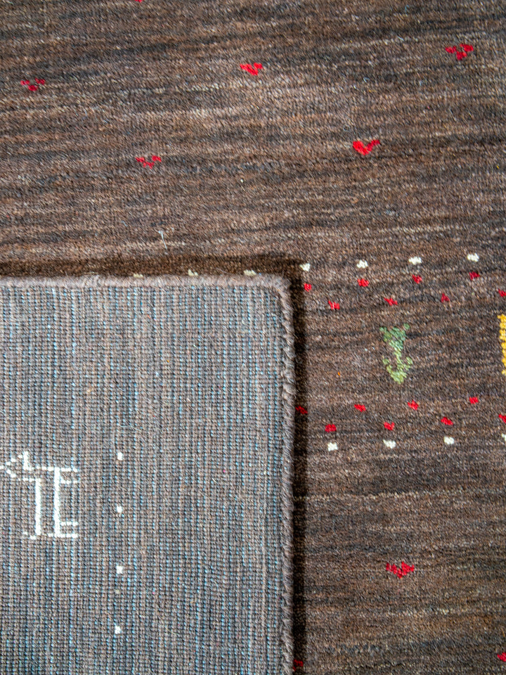 Handmade Wool Rug – Minimalist Patterned Style