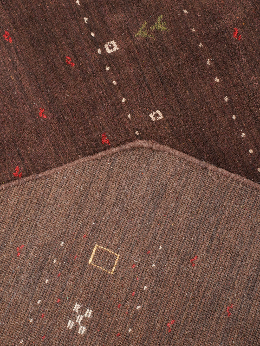 Handmade Wool Rug – Minimalist Patterned Style