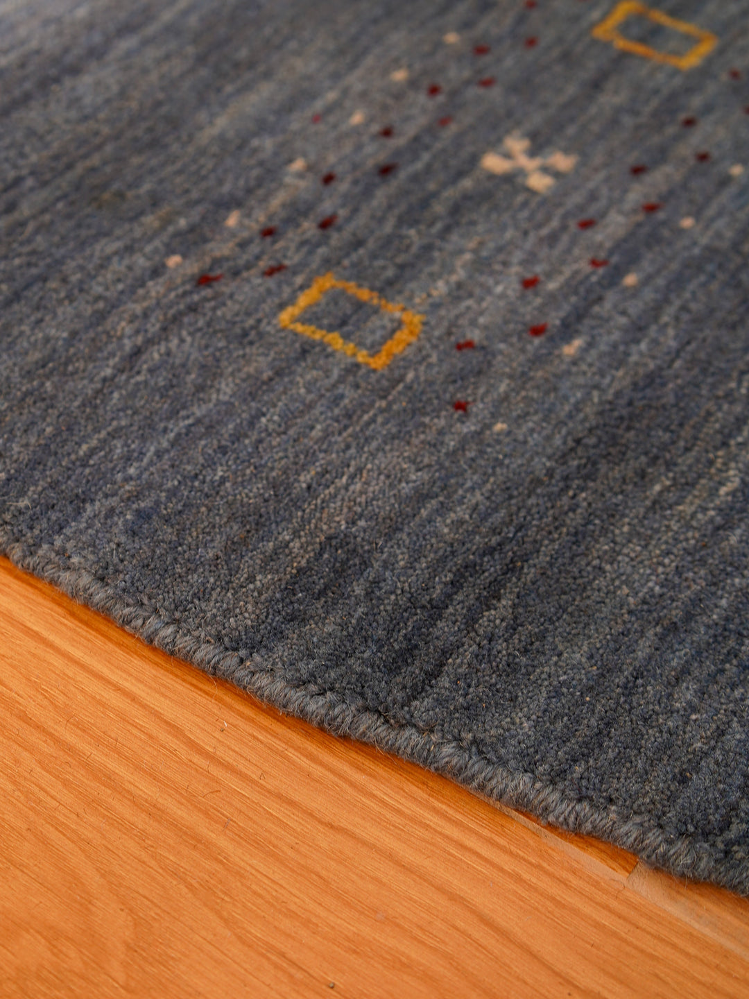 Handmade Wool Rug – Minimalist Patterned Style