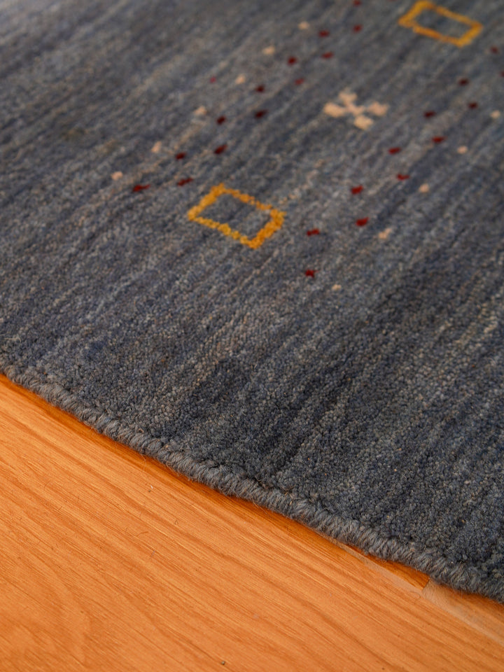 Handmade Wool Rug – Minimalist Patterned Style