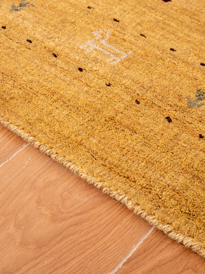 Handmade Wool Rug – Minimalist Patterned Style