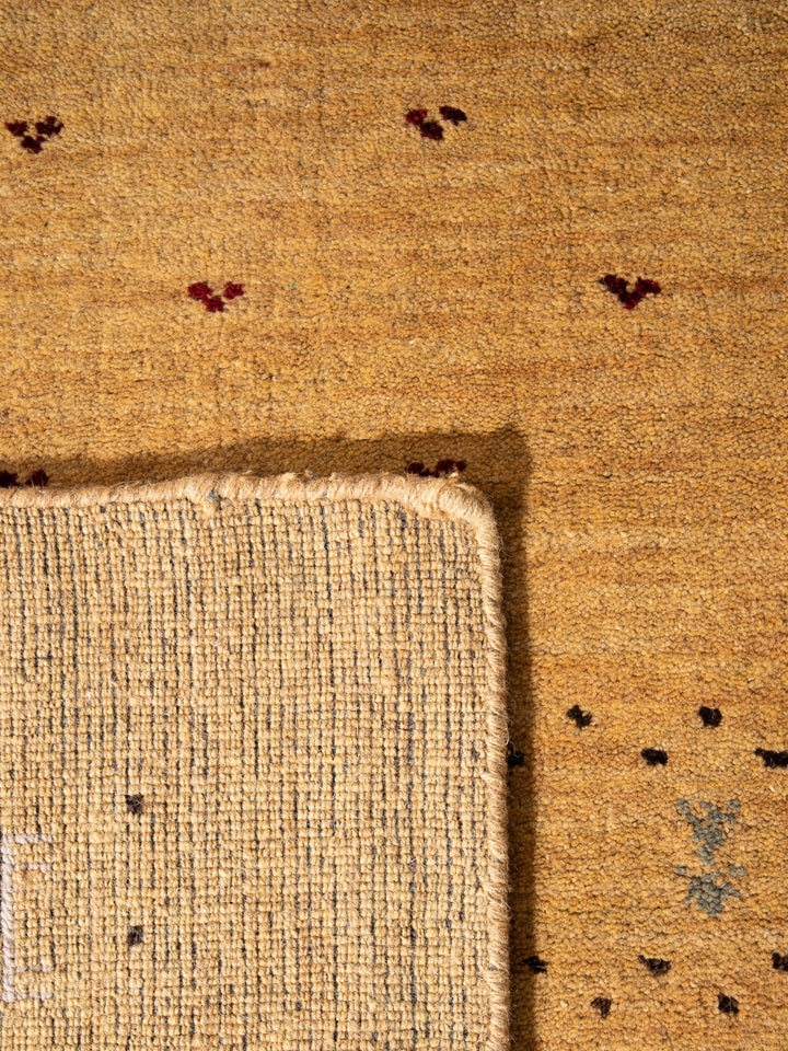 Handmade Wool Rug – Minimalist Patterned Style