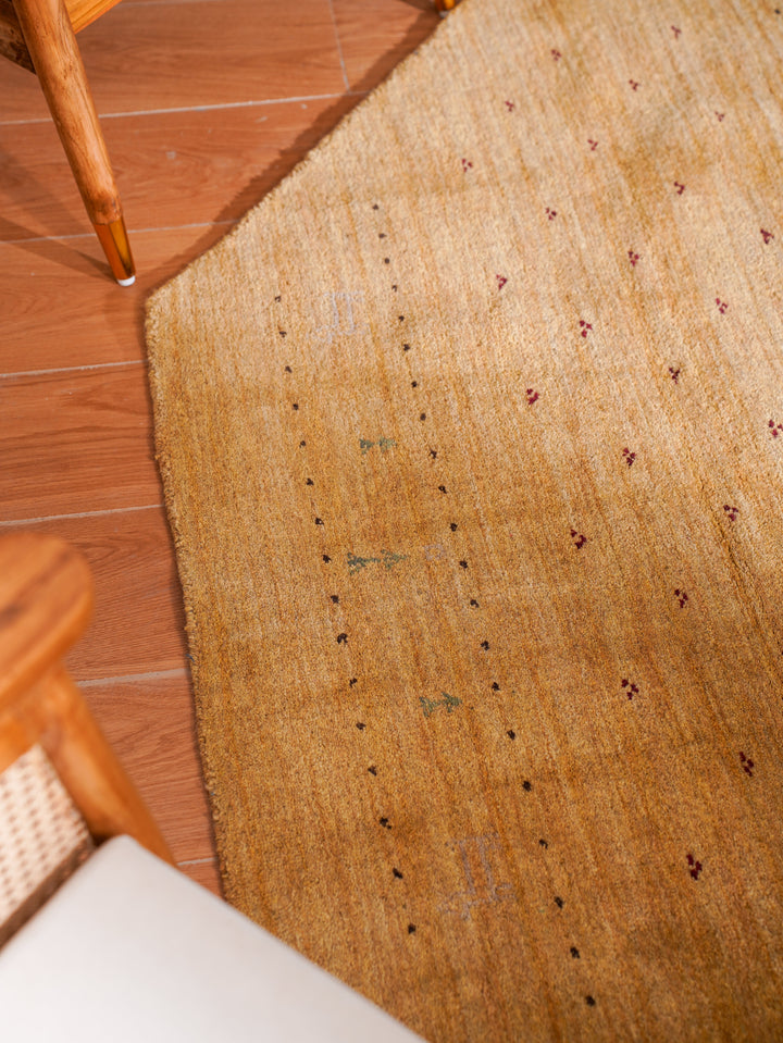 Handmade Wool Rug – Minimalist Patterned Style