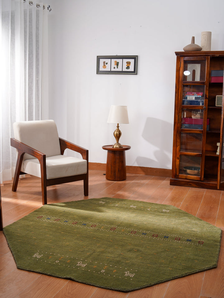 Handmade Wool Rug – Minimalist Patterned Style