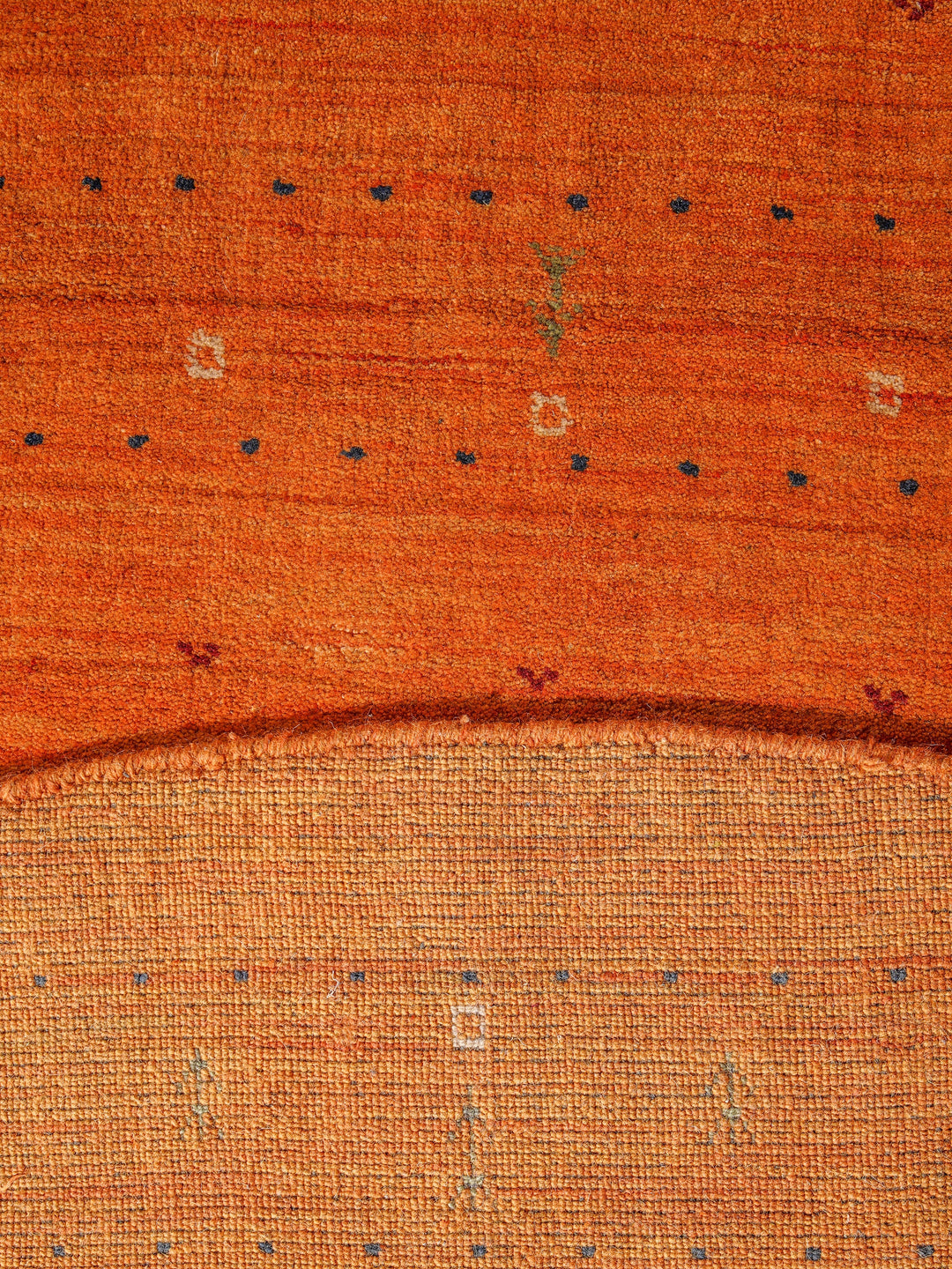 Handmade Wool Rug – Minimalist Patterned Style