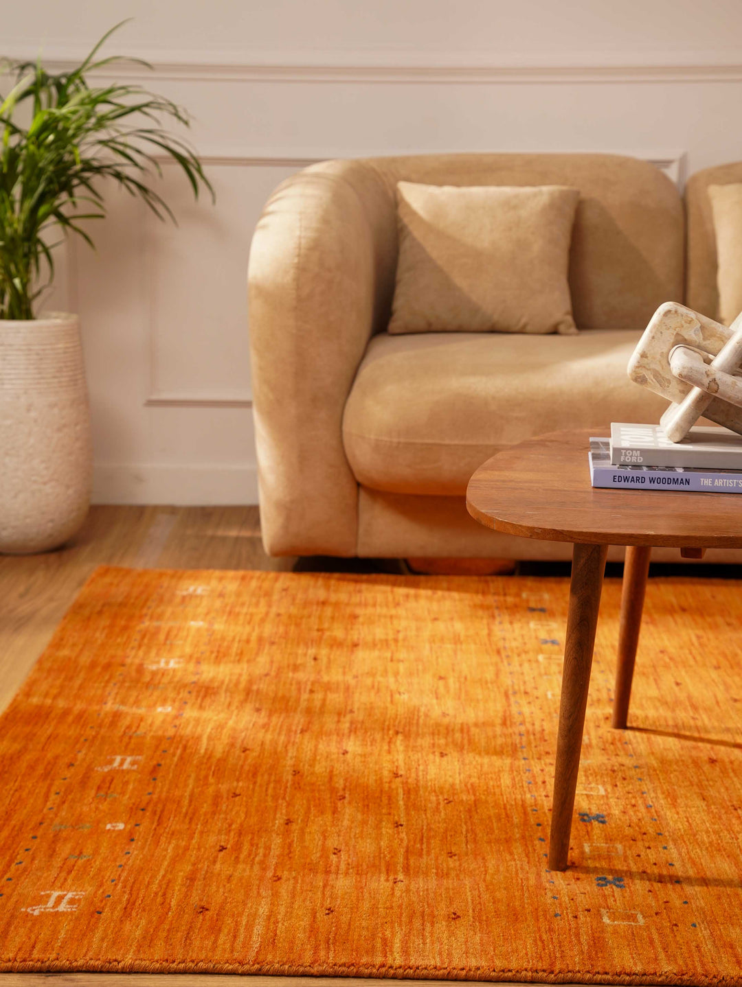 Handmade Wool Rug – Minimalist Patterned Style