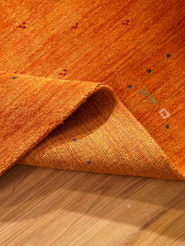 Handmade Wool Rug – Minimalist Patterned Style