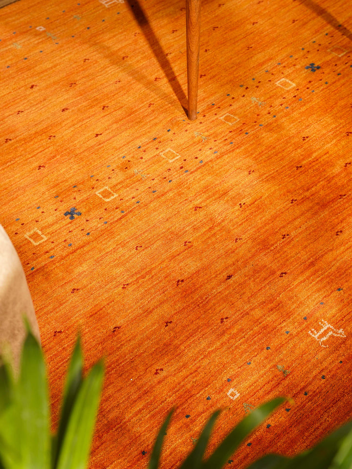Handmade Wool Rug – Minimalist Patterned Style