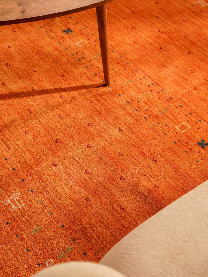 Handmade Wool Rug – Minimalist Patterned Style