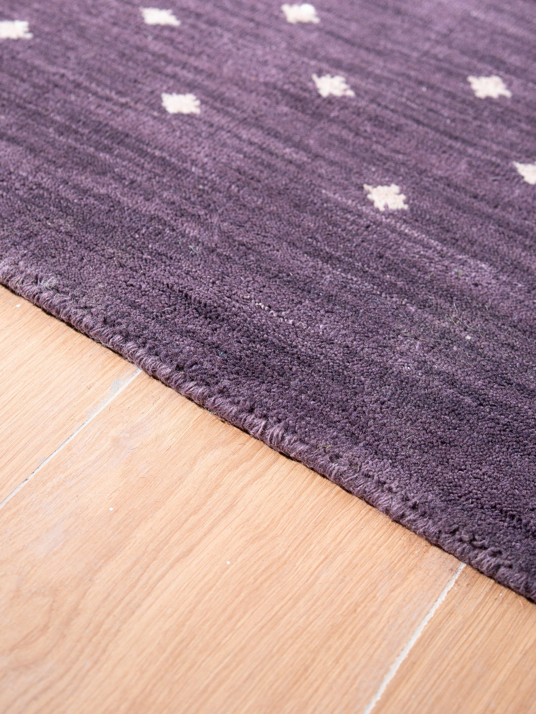 Handmade Wool Rug – Minimalist Patterned Style