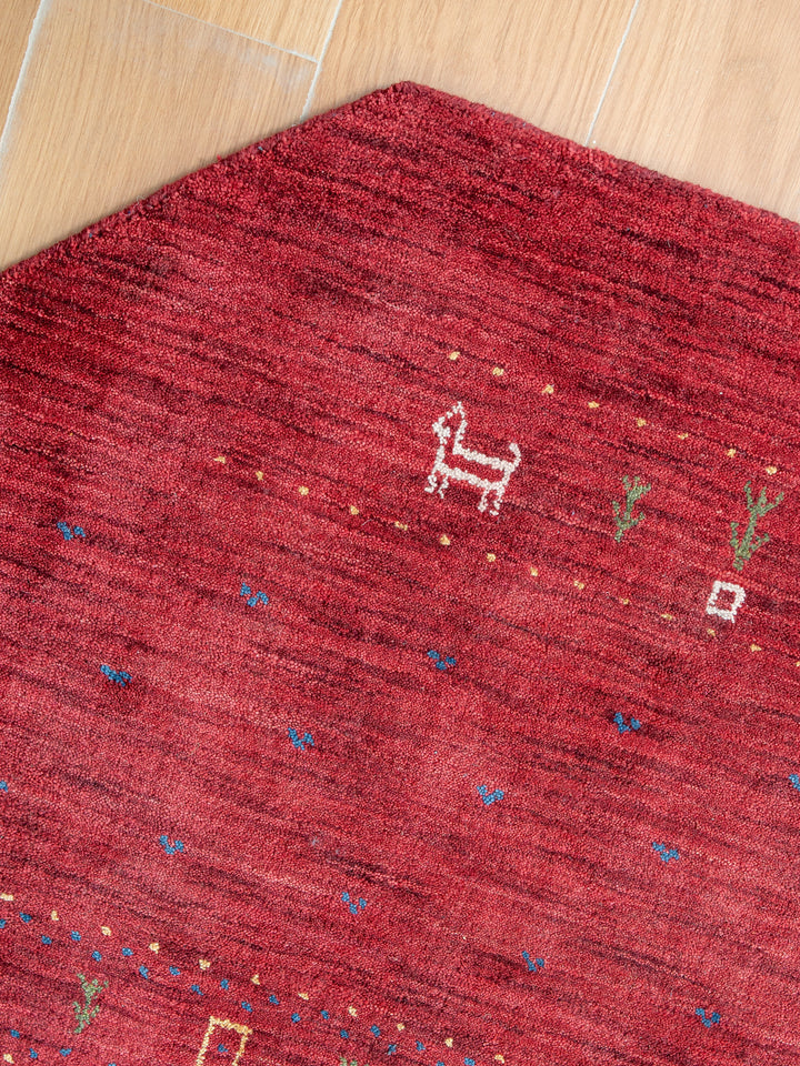 Handmade Wool Rug – Minimalist Patterned Style