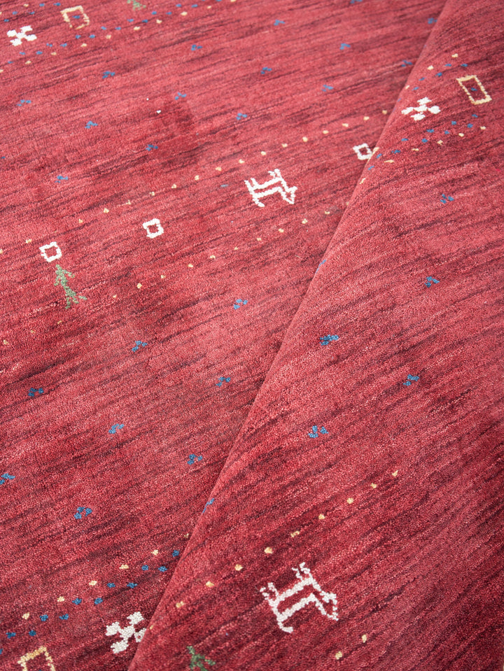 Handmade Wool Rug – Minimalist Patterned Style