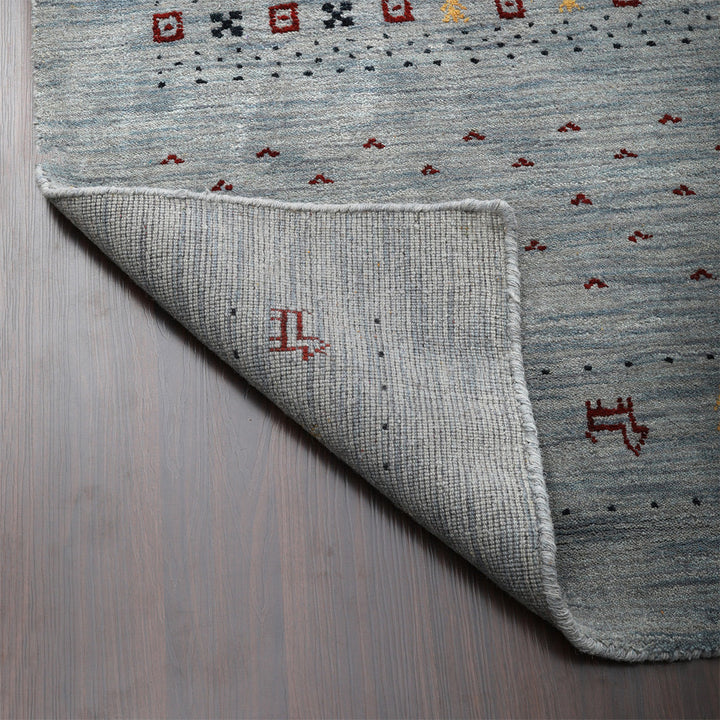 Handmade Wool Rug – Minimalist Patterned Style