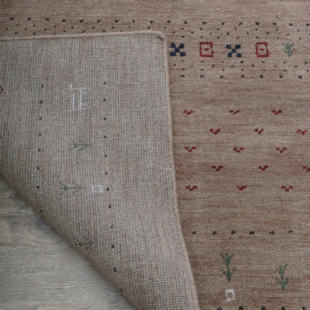 Handmade Wool Rug – Minimalist Patterned Style