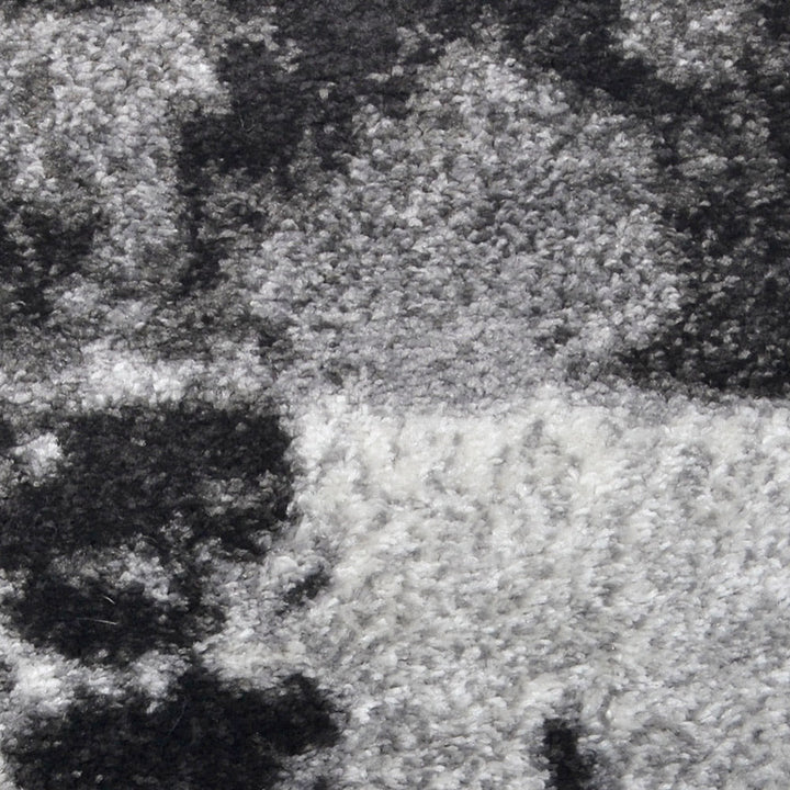 Machine Woven Heatset Polypropylene Area Rug Abstract Silver M00025