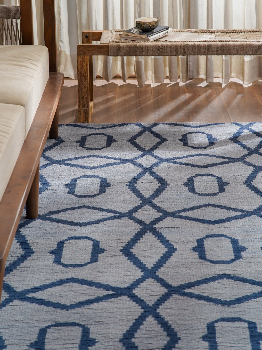 Hand Knotted Wool Area Rug Geometric Blue Beige N00533