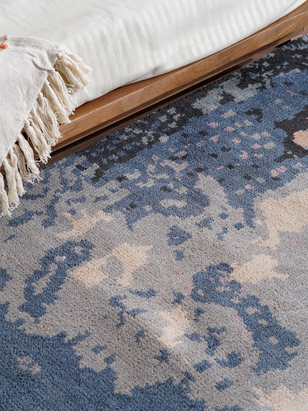 Hand Knotted Wool Area Rug Abstract Multicolor N00804