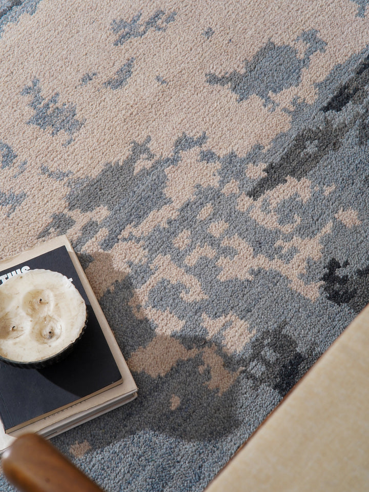 Hand Knotted Wool Area Rug Abstract Multicolor N00805