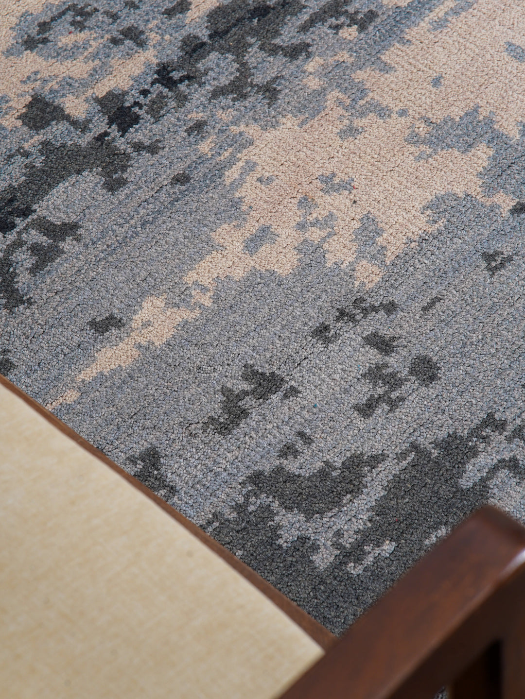 Hand Knotted Wool Area Rug Abstract Multicolor N00805