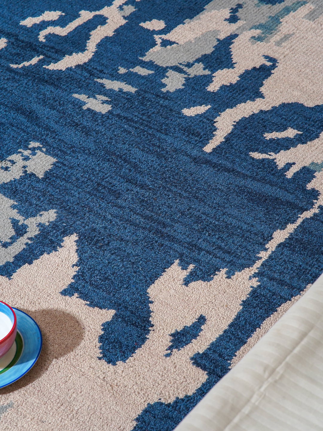 Hand Knotted Wool Area Rug Abstract Blue Beige N00806