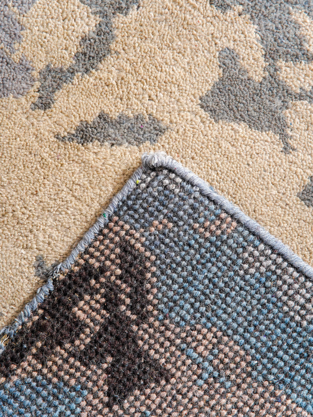 Hand Knotted Wool Area Rug Abstract Multicolor N00816