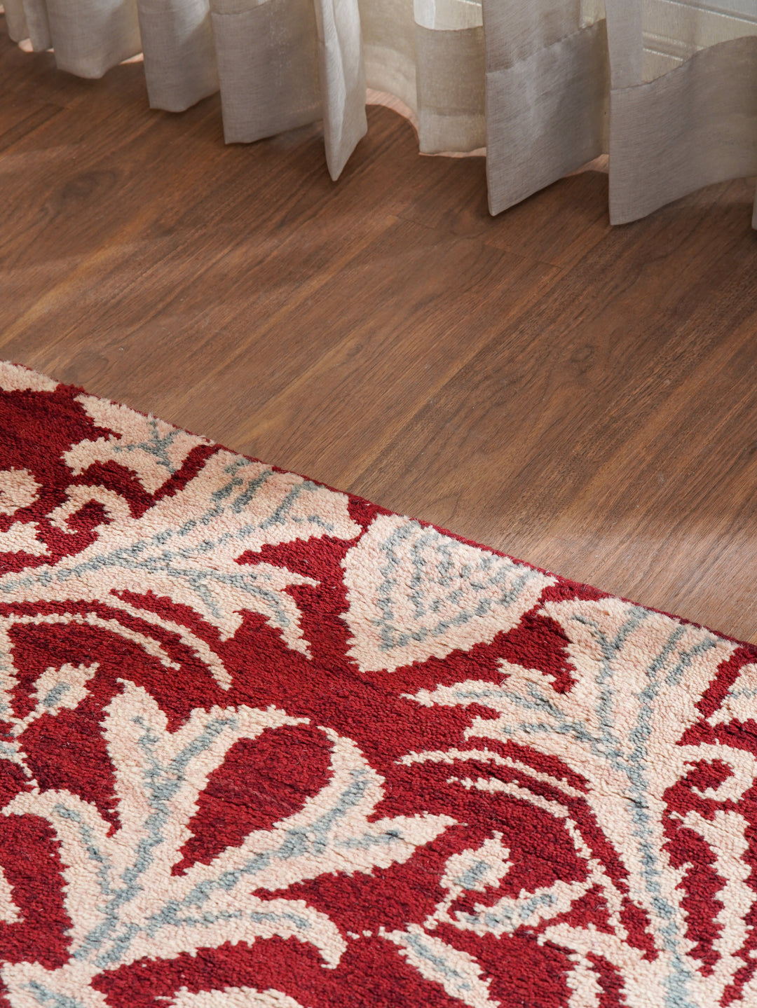 Hand Knotted Wool Area Rug Floral Red Gold N00925