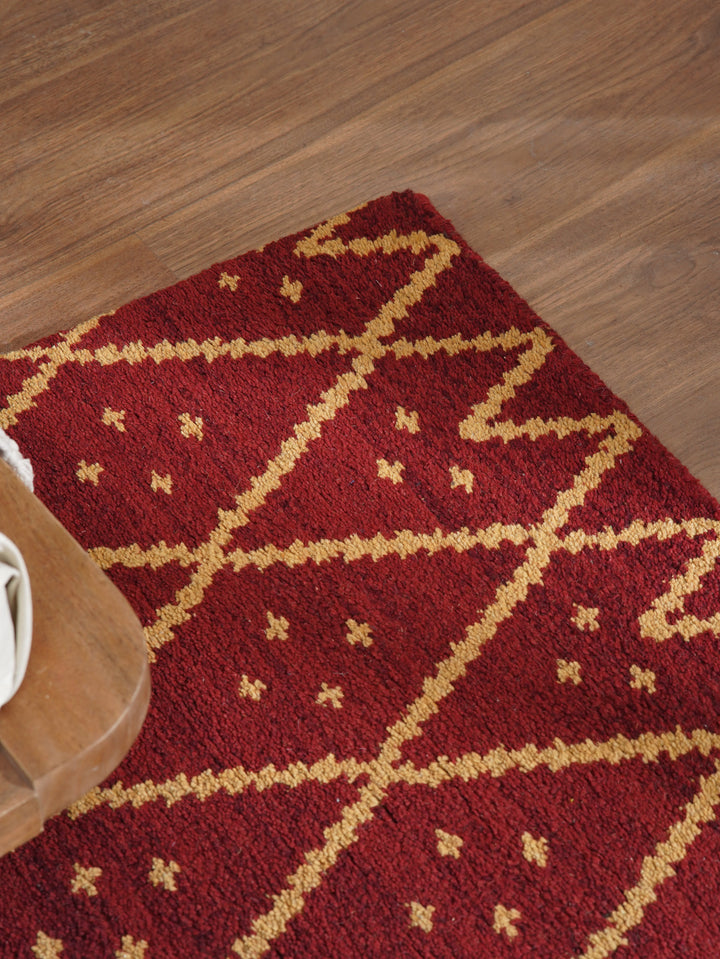 Hand Knotted Wool Area Rug Geometric Red Gold N01118