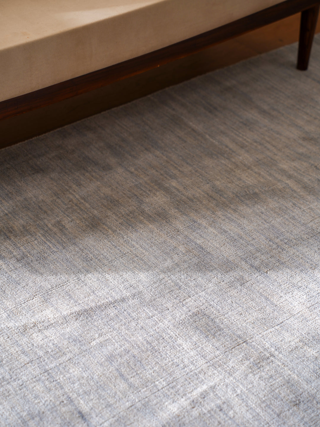 Hand Knotted Wool Solid Area Rug